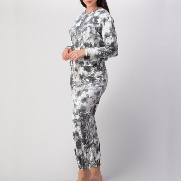 Tie Dye Star Print Lounge Set - Picture 3 of 8